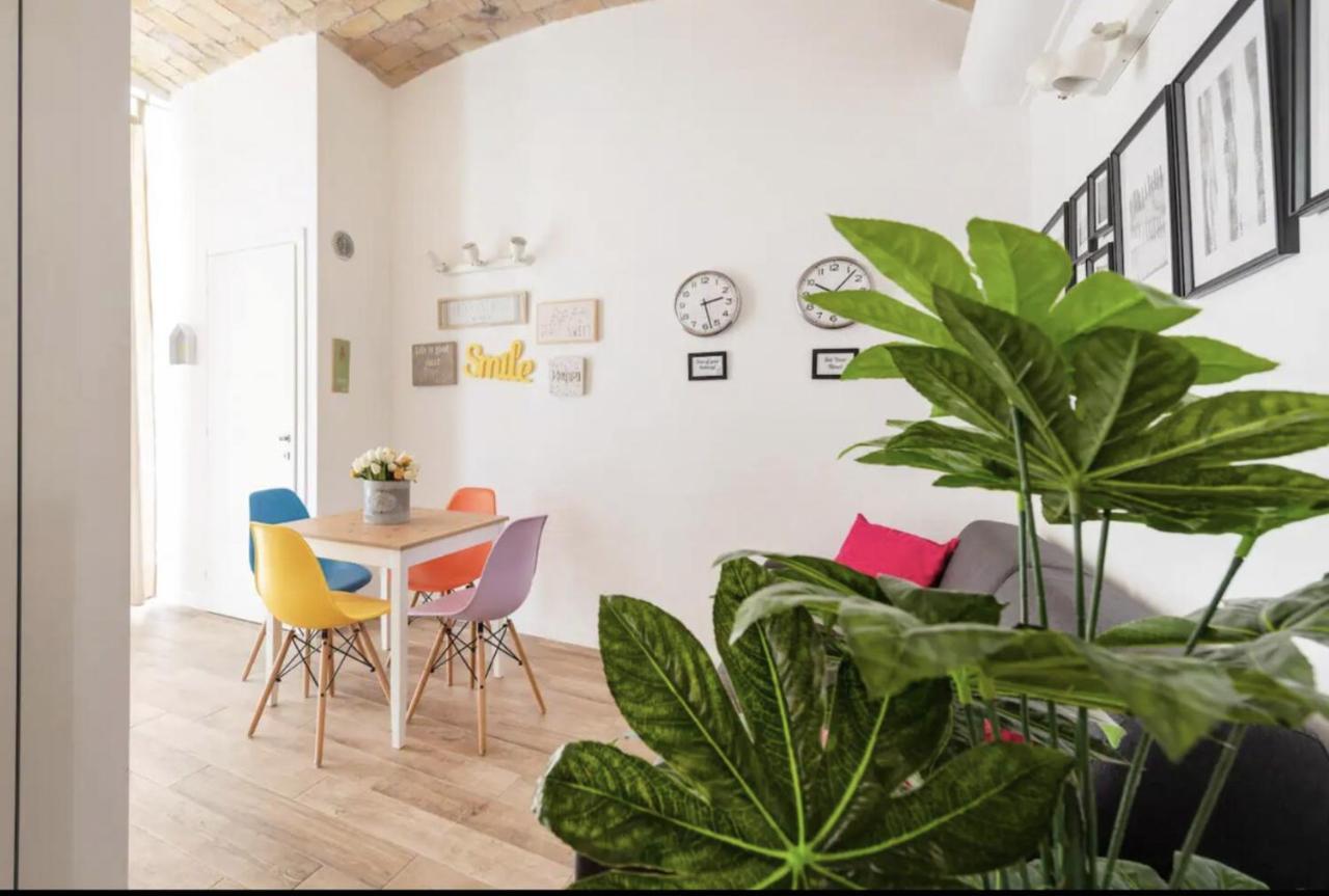 New-Big Honey Colosseum 4Bdr + 2Sofa Bed A/C Рим Экстерьер фото